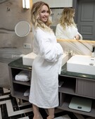 Анкета проститутки Надежда - метро Чертаново Северное, возраст - 23